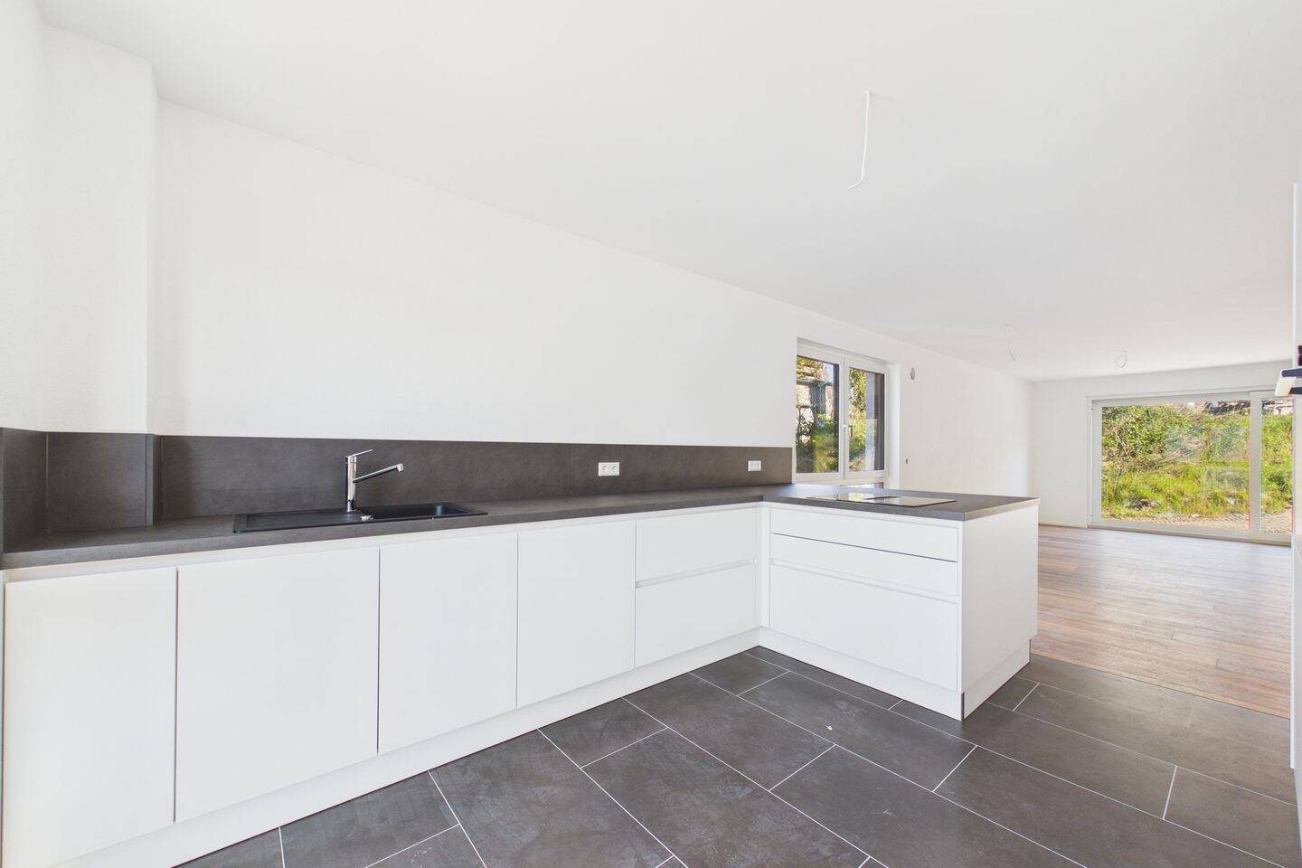 Erstbezug mit Stil: Moderne Doppelhaushälfte der Extraklasse in Heilbronn-Kirchhausen – 74078 Heilbronn – Vorschaubild 7