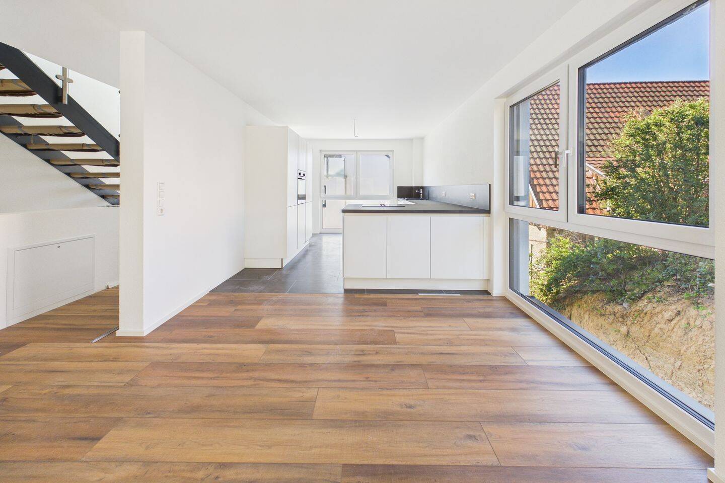 Erstbezug mit Stil: Moderne Doppelhaushälfte der Extraklasse in Heilbronn-Kirchhausen – 74078 Heilbronn – Vorschaubild 11
