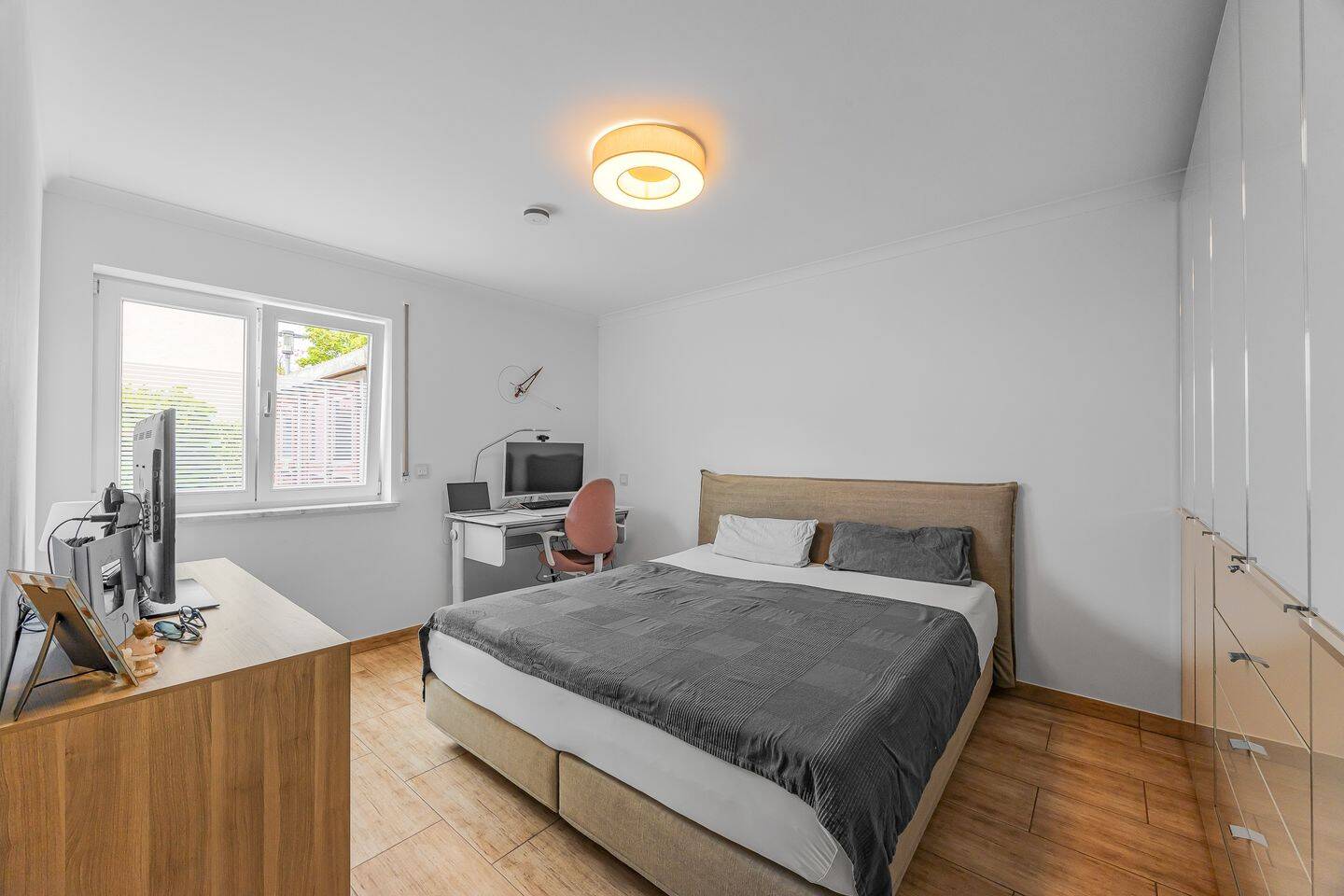 HEGERICH: Exklusive 4-Zimmer-EG-Terrassenwohnung im grünen Waldperlach – 81739 München – Vorschaubild 4