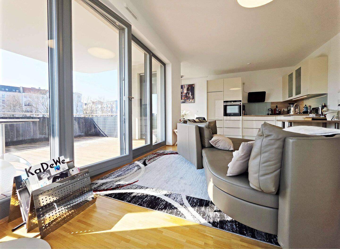 Freie, barrierefreie 3-Zimmer-Wohnung mit Wasserblick, EBK, Fußbodenheizung, Lift und TG! – 10589 Berlin – Vorschaubild 5