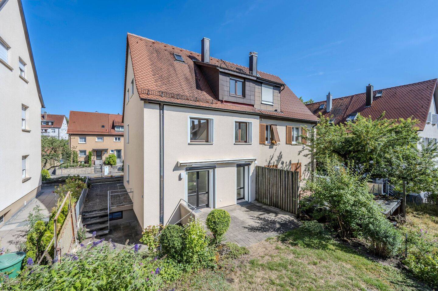 Wohnen mit Lebensqualität – Gepflegtes Einfamilienhaus mit Garten – 70327 Stuttgart – Vorschaubild 7