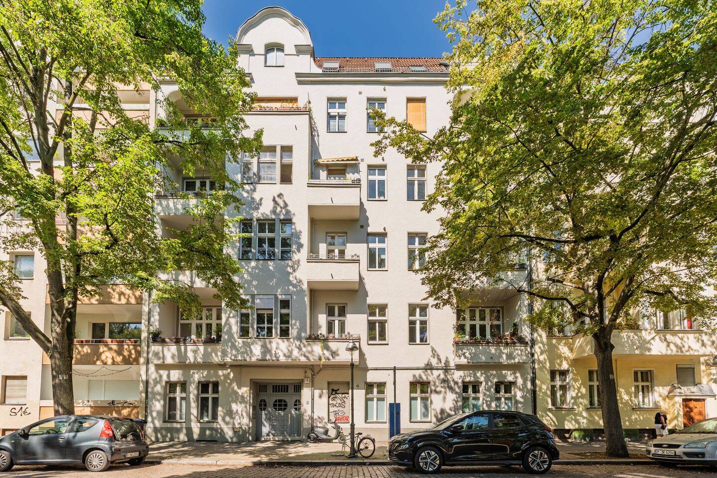 Beliebte Spreelage mit urbanem Flair! Vermietete Altbauwohnung mit hohem Wertsteigerungspotential – 10999 Berlin – Vorschaubild 2