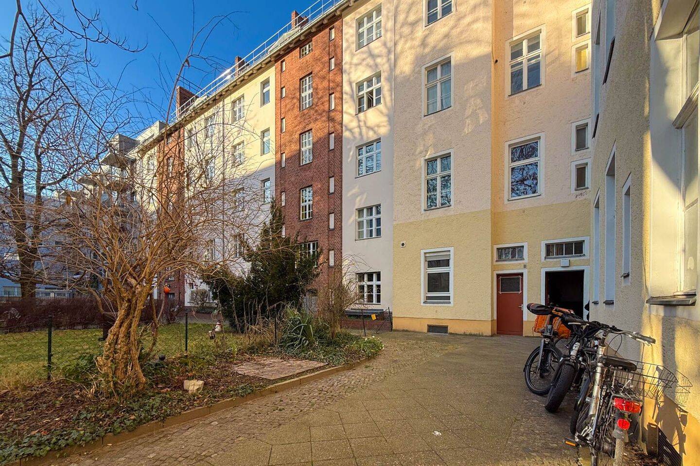 Großzügige 2-Zimmer-Eigentumswohnung, im EG eines charmanten Altbaus. – 13349 Berlin – Vorschaubild 8