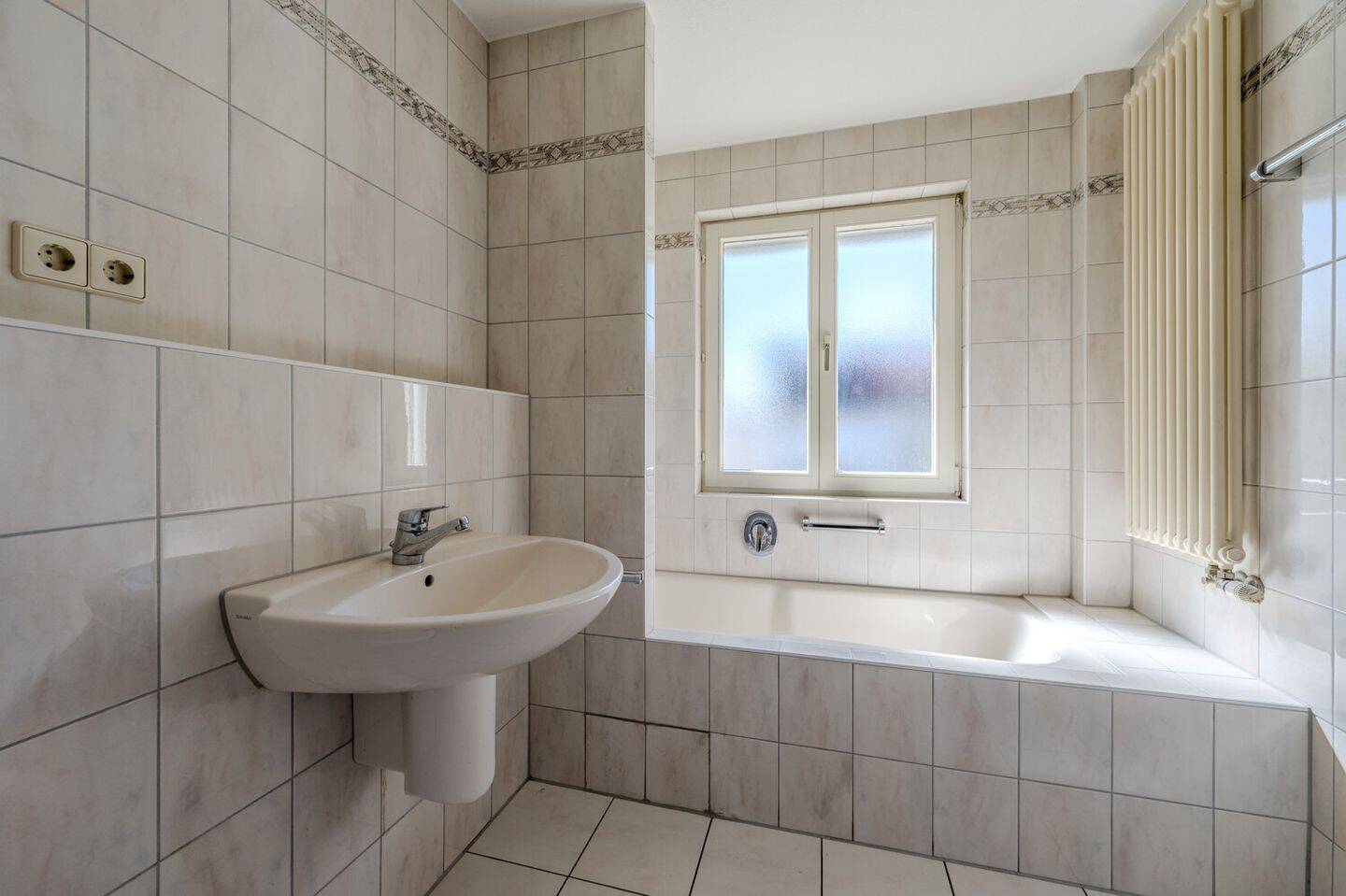 Wohnen mit Lebensqualität – Gepflegtes Einfamilienhaus mit Garten – 70327 Stuttgart – Vorschaubild 9