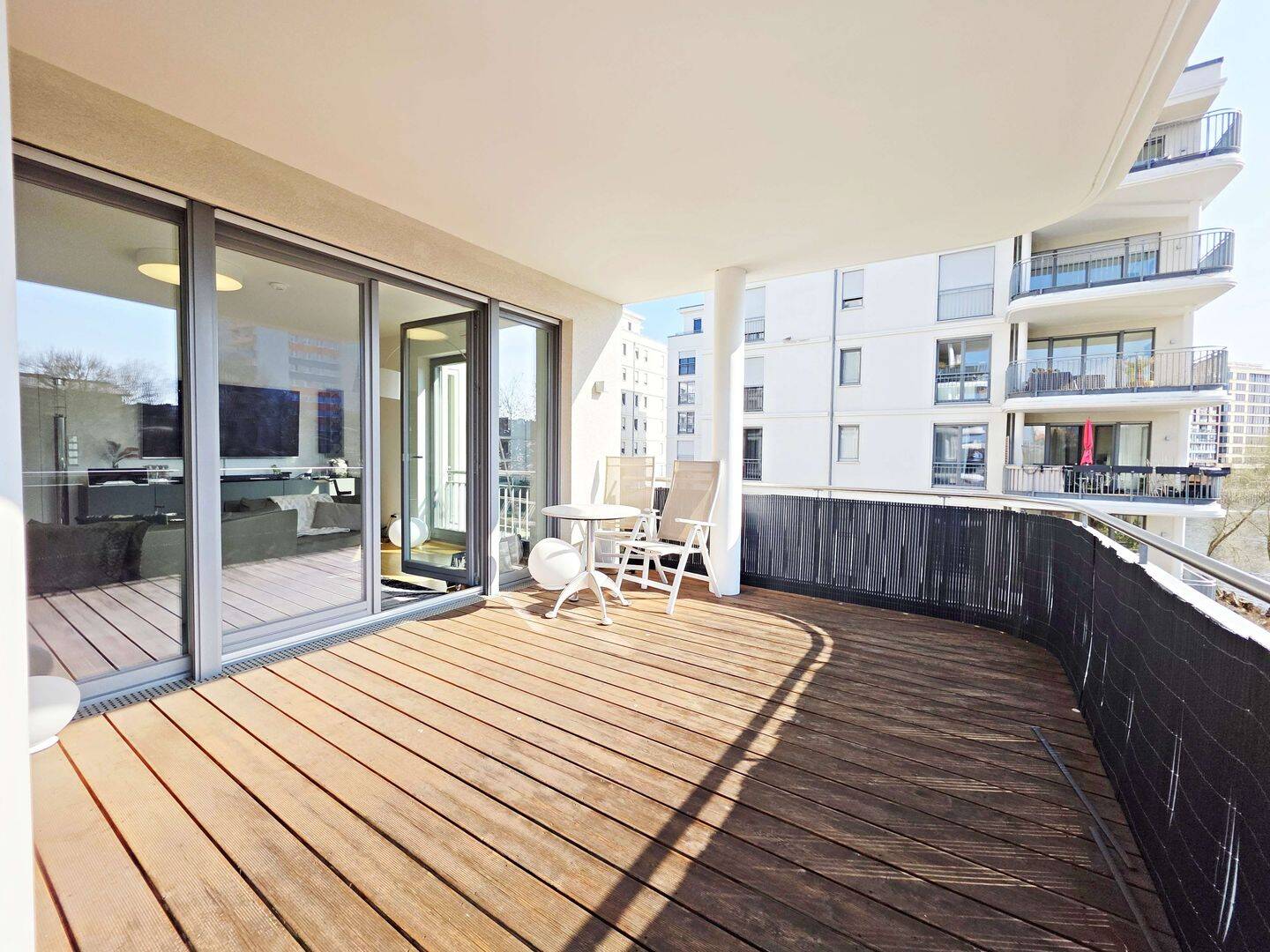 Freie, barrierefreie 3-Zimmer-Wohnung mit Wasserblick, EBK, Fußbodenheizung, Lift und TG! – 10589 Berlin – Vorschaubild 11