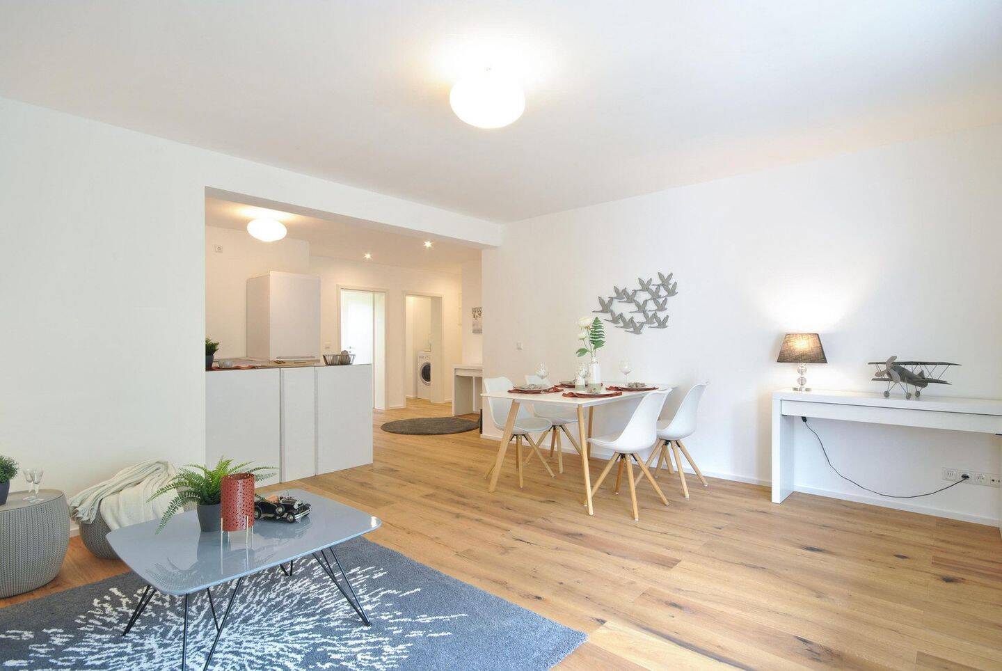 Sofort einziehen – Traumhafte 3-Zimmer-Wohnung in Top Lage – 81673 München – Vorschaubild 2