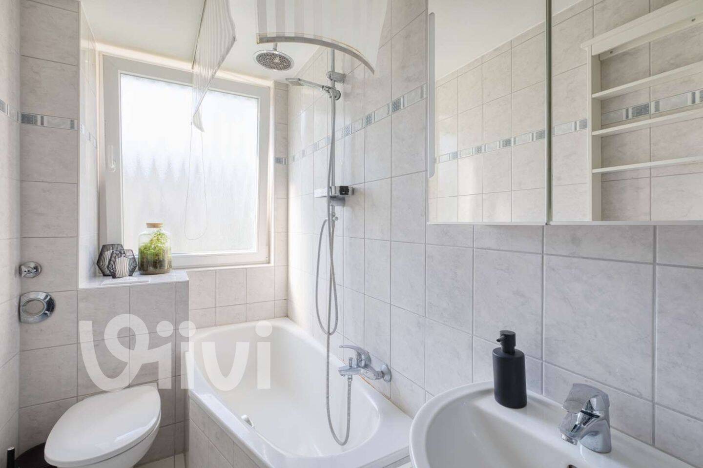 Schicke 2-Zi.-Wohnung in Rudow: 59 m², 2.OG, bezugsfrei, Balkon, modernisiert, grüne und ruhige Lage – 12357 Berlin – Vorschaubild 7
