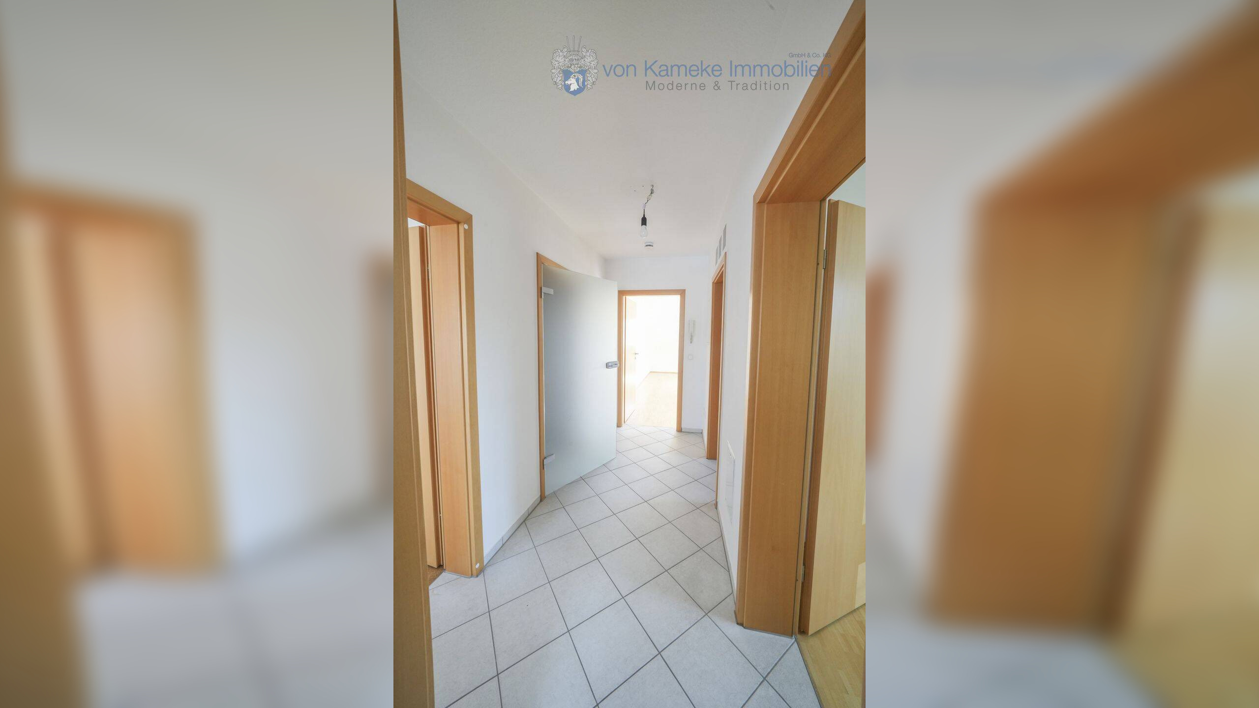 Moderne 4-Zimmer-Maisonette mit Balkon, Dachstudio, Stellplatz & Carport in Dechsendorf – 91056 Erlangen – Vorschaubild 8