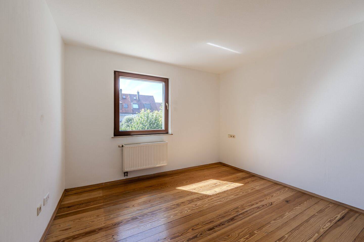 Wohnen mit Lebensqualität – Gepflegtes Einfamilienhaus mit Garten – 70327 Stuttgart – Vorschaubild 10