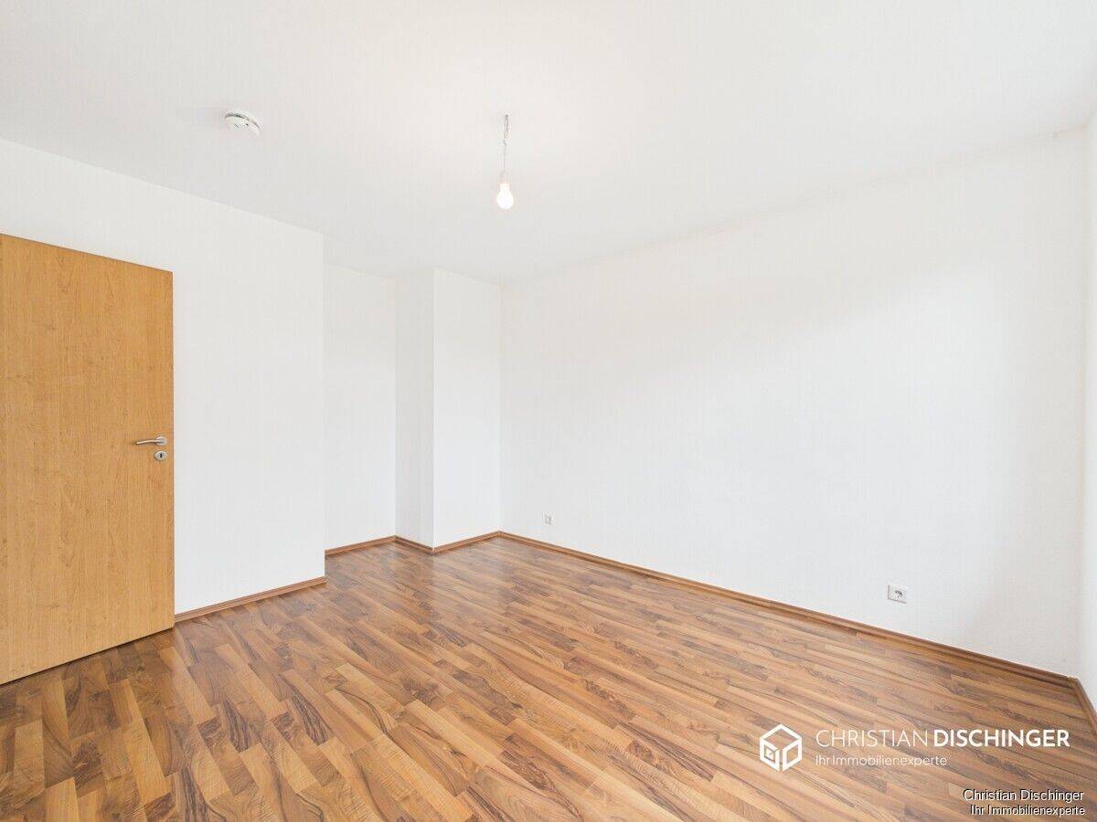 Viel Platz zum Wohnen – 4-Zimmer-Wohnung mit Balkon und Aufzug – 93053 Regensburg – Vorschaubild 4