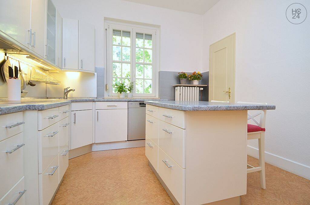 Sehr große möblierte 4-Zimmer Altbauwohnung mit Balkon in Mainz – 55131 Mainz – Vorschaubild 4