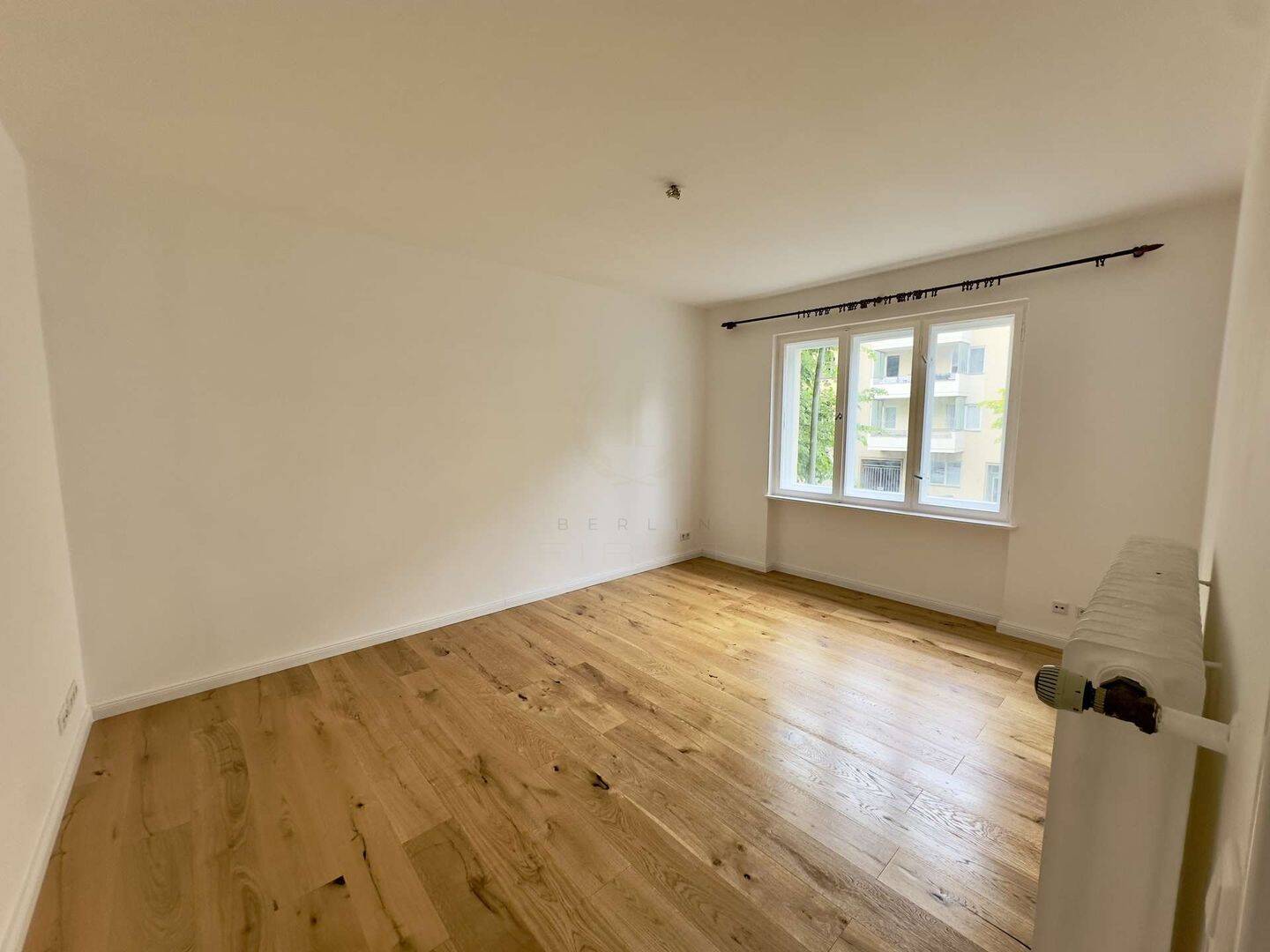 Bezugsfrei! Helle 4 Zimmerwohnung in bester Lage – 10589 Berlin – Vorschaubild 6