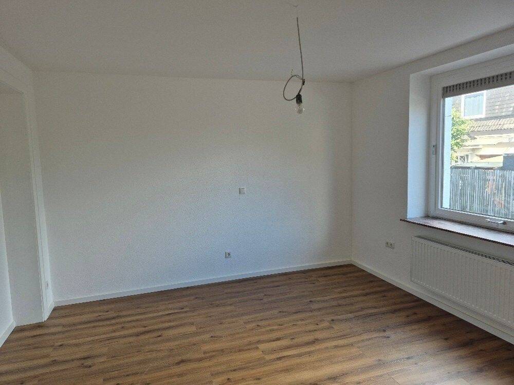 Bremen-Borgfeld – 4 Zimmer – Ortskern – frisch renoviert – EBK neu – Keller – 28357 Bremen – Vorschaubild 9