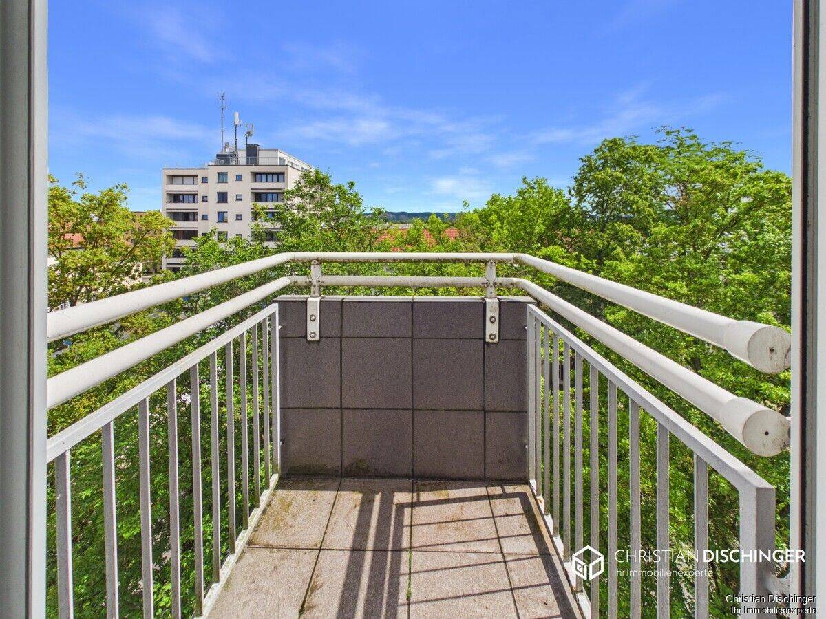 Viel Platz zum Wohnen – 4-Zimmer-Wohnung mit Balkon und Aufzug – 93053 Regensburg – Vorschaubild 8