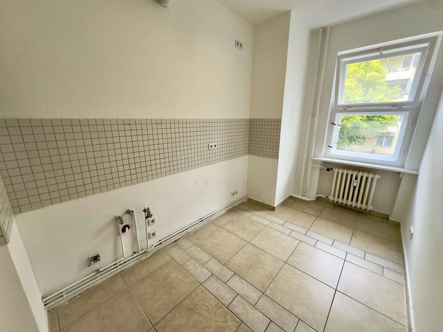 Bezugsfrei! Helle 4 Zimmerwohnung in bester Lage – 10589 Berlin – Vorschaubild 9