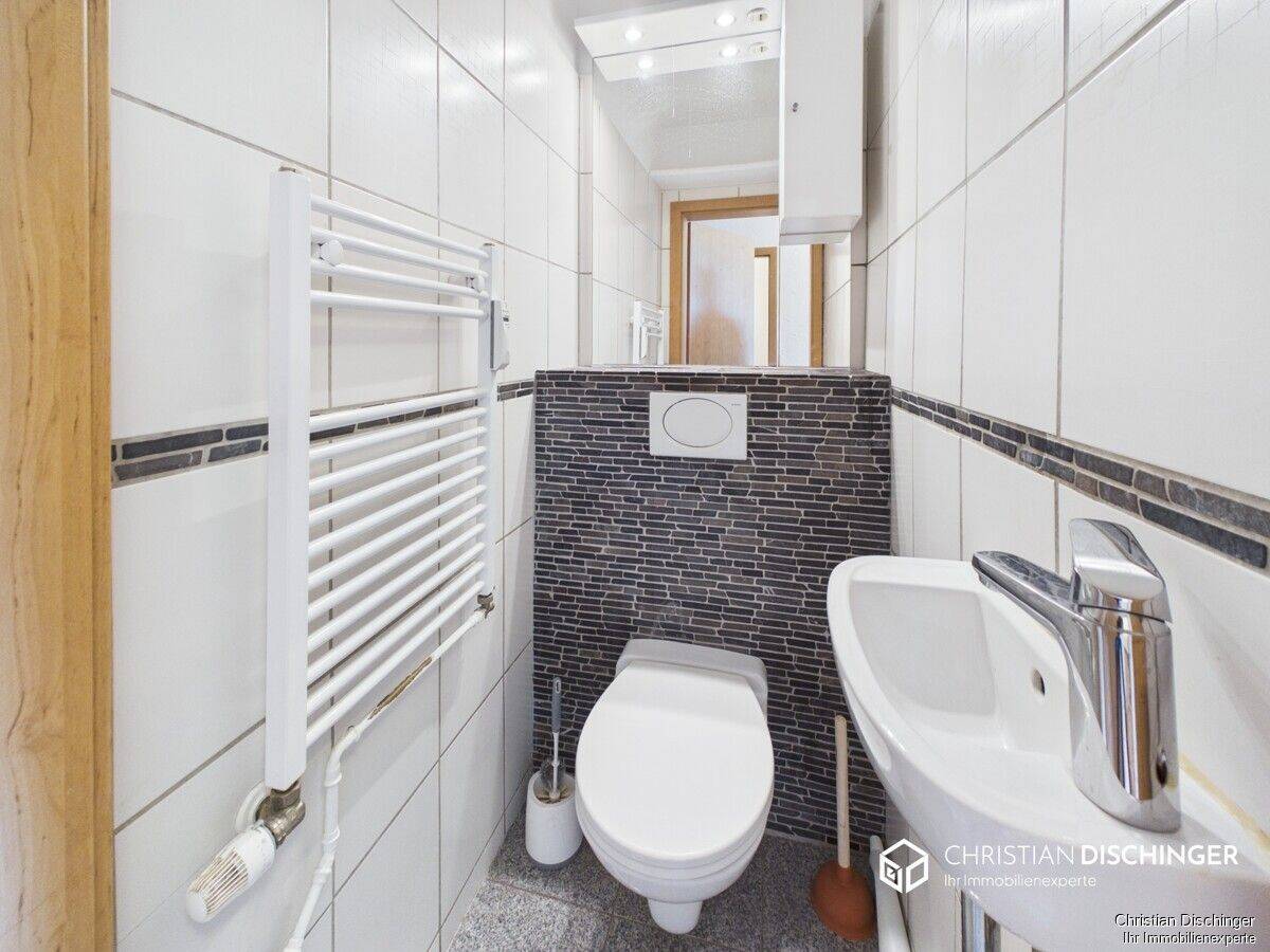 Viel Platz zum Wohnen – 4-Zimmer-Wohnung mit Balkon und Aufzug – 93053 Regensburg – Vorschaubild 11