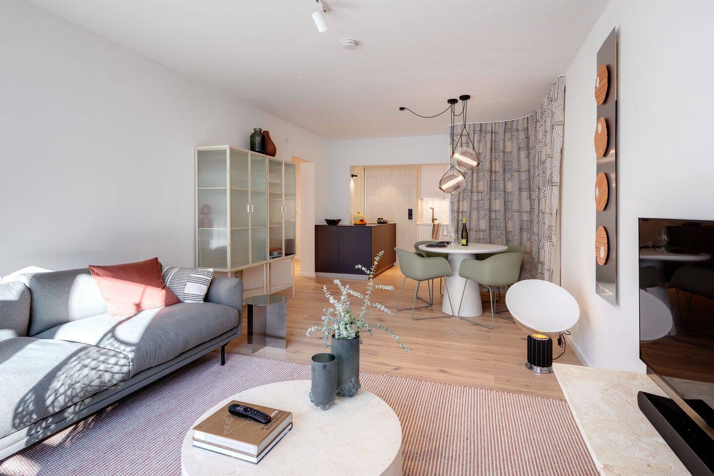 Dreimühlenviertel: Heller, stylischer 2-Zimmer Wohntraum – frei – 80469 München – Vorschaubild 4
