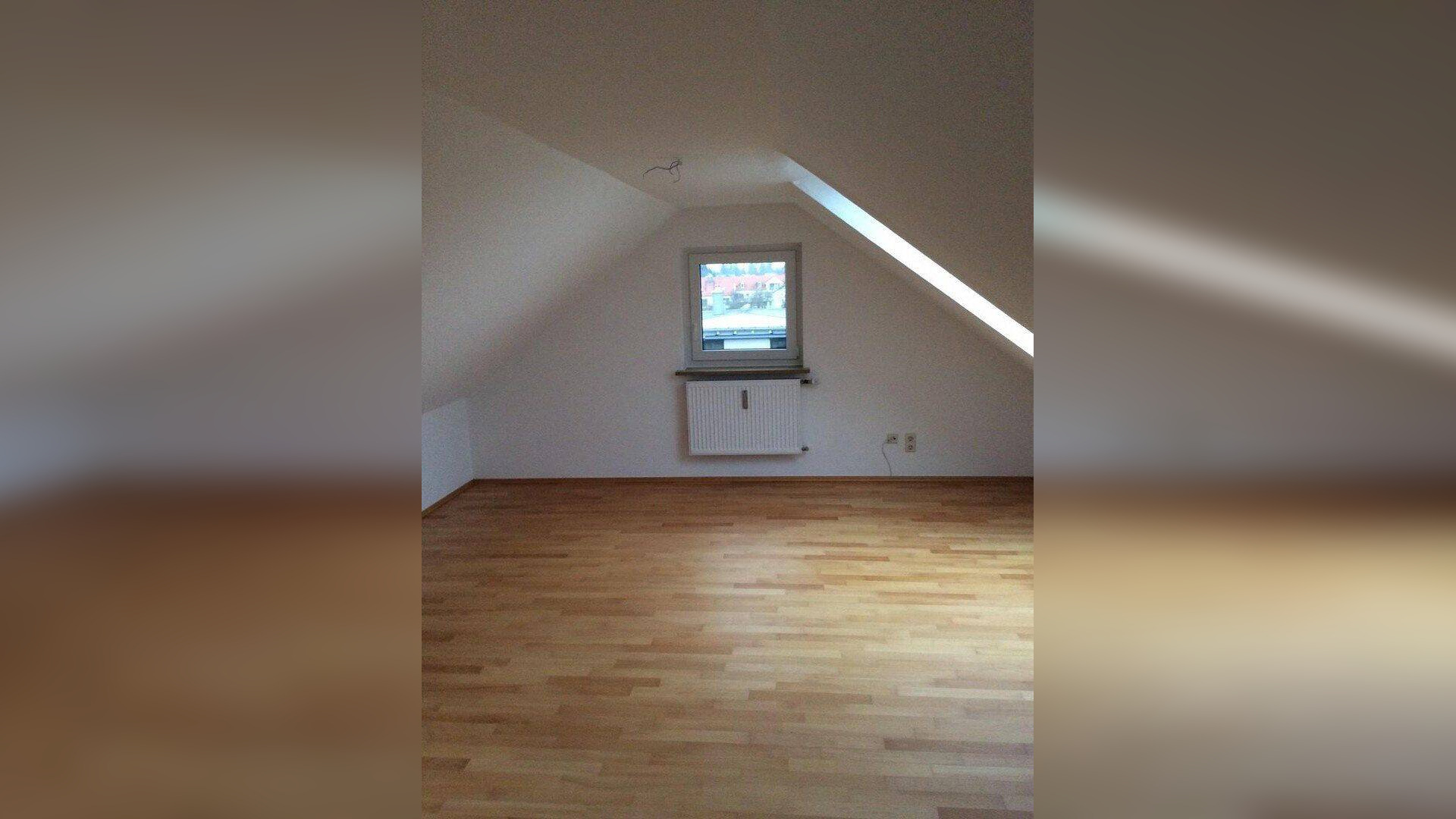 Aussergewöhnliche 3,5-Zi-Maisonette-Wohnung, 2 Wohnebenen, Stadtrandlage, offener Kamin,Einzelgarage – 80999 München – Vorschaubild 7
