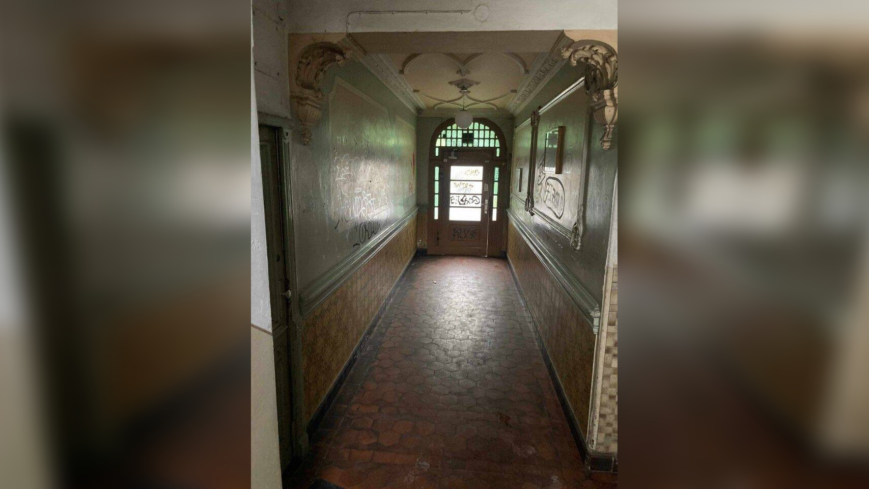 Ausbaupotenzial im Herzen von Berlin-Neukölln – Dachgeschoss-Rohling mit Entwicklungschance – 12055 Berlin – Vorschaubild 2