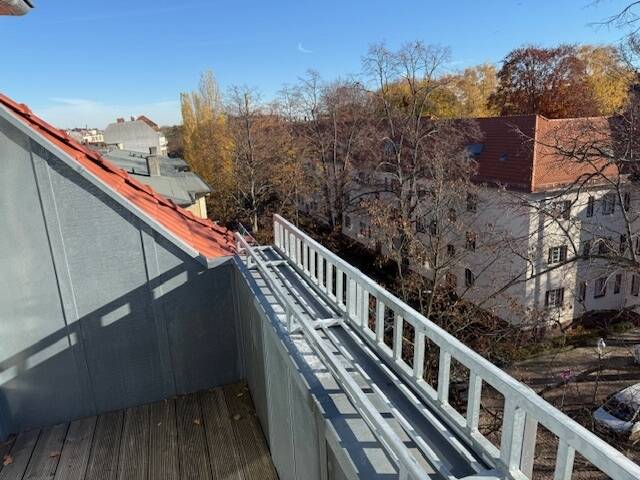 Neue 4-Zimmer-Neubau-Dachgeschoss-Wohnung mit Dachterrasse in Berlin-Reinickendorf, Erstbezug – 13409 Berlin – Vorschaubild 2