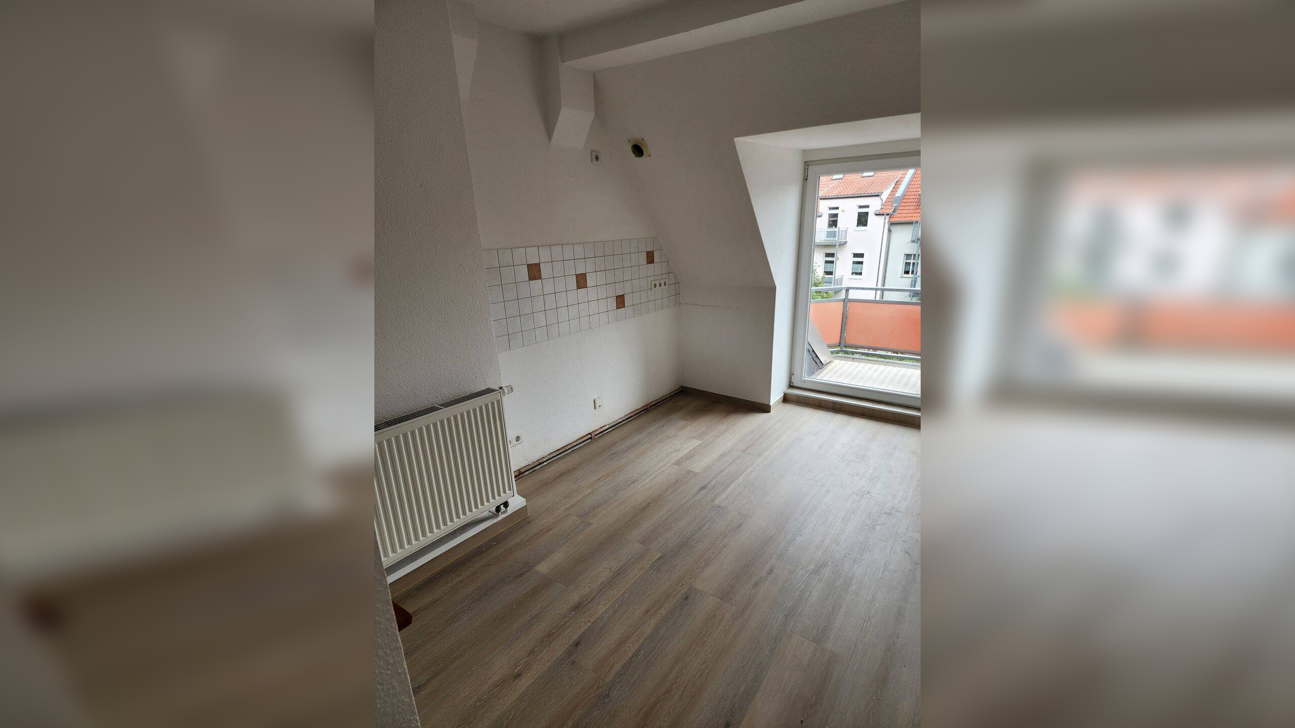 gemütliche 2 Raum Wohnung mit Balkon und Spitzboden – 99092 Erfurt – Vorschaubild 4