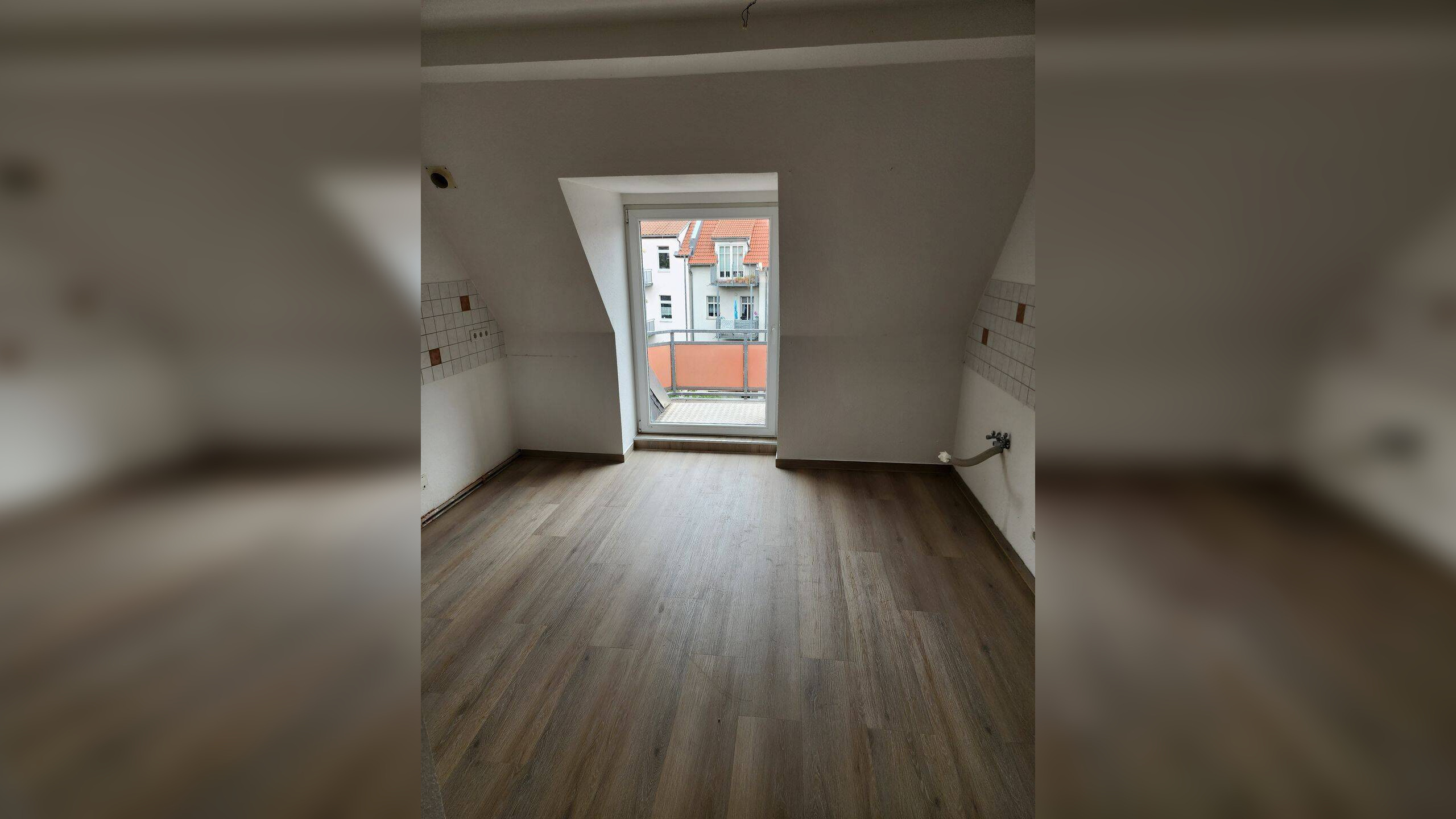 gemütliche 2 Raum Wohnung mit Balkon und Spitzboden – 99092 Erfurt – Vorschaubild 6