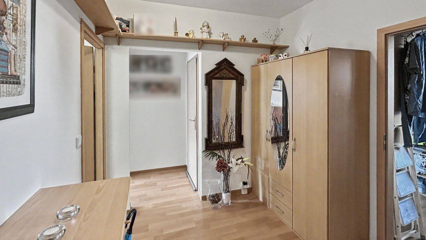 Attraktive 4-Zimmer-Wohnung mit Balkon in gepflegter Wohnanlage in Berlin – 13059 Berlin – Vorschaubild 9