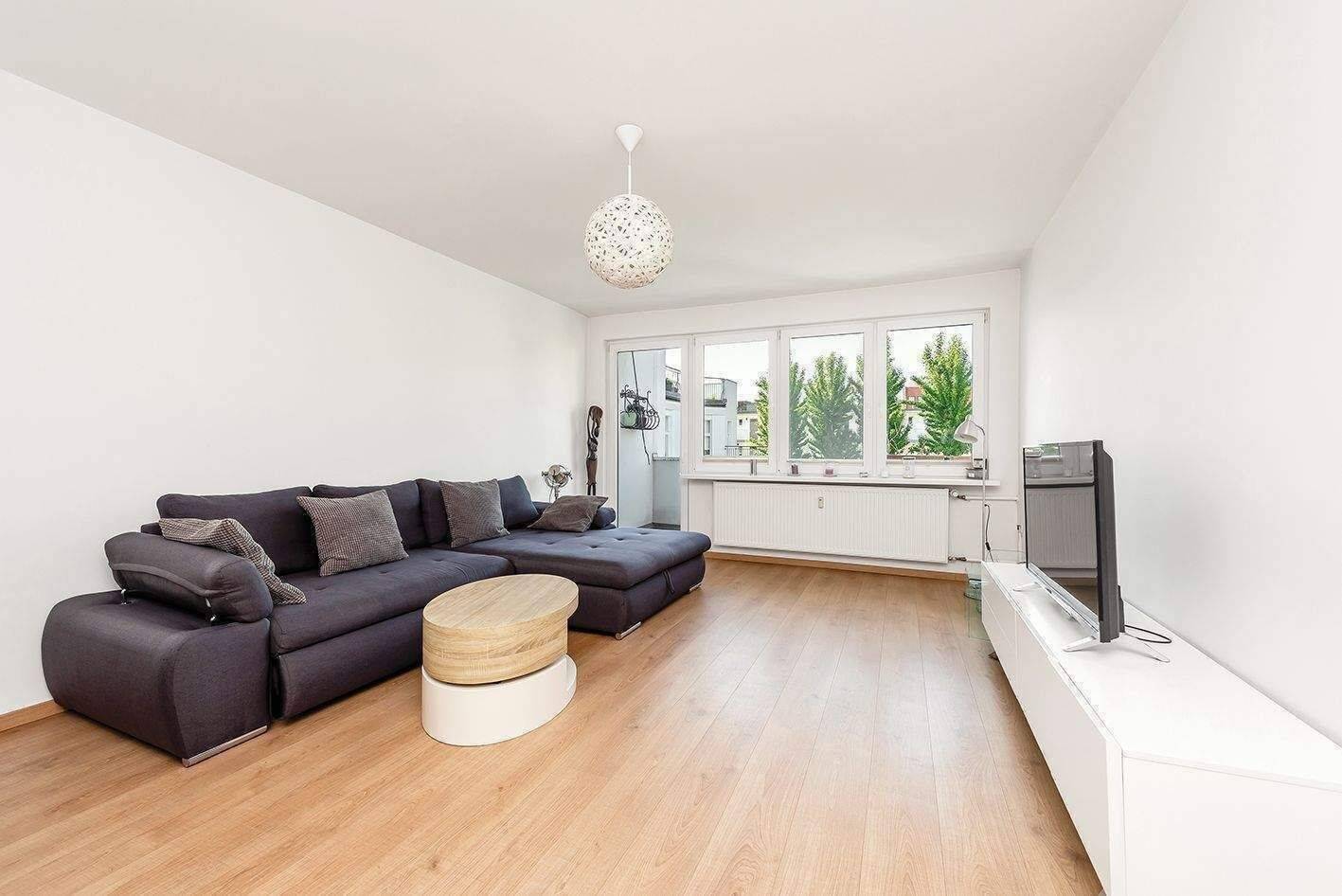 Bezugsfreie 2 Zimmer Doppelbalkon Wohnung provisionsfrei dicht Kudamm zu verkaufen – 10707 Berlin – Vorschaubild 8