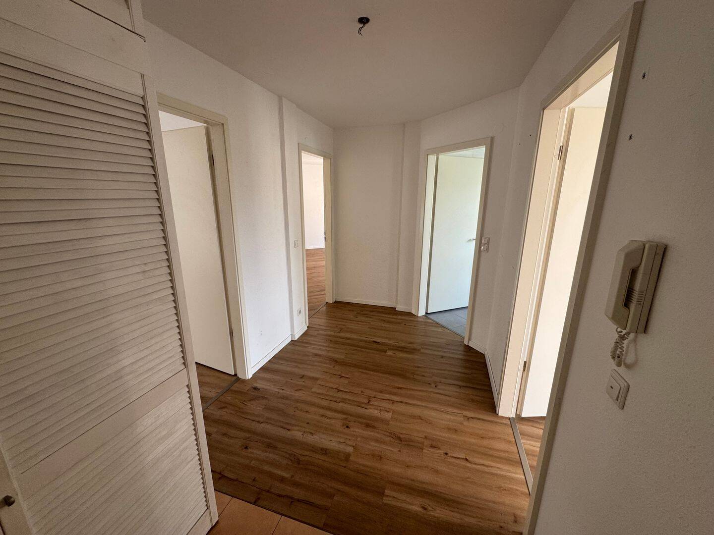Gelegenheit: Gut geschnittene 3-Zimmer-Wohnung mit Balkon in gepflegter Wohnanlage! – 13127 Berlin – Vorschaubild 6