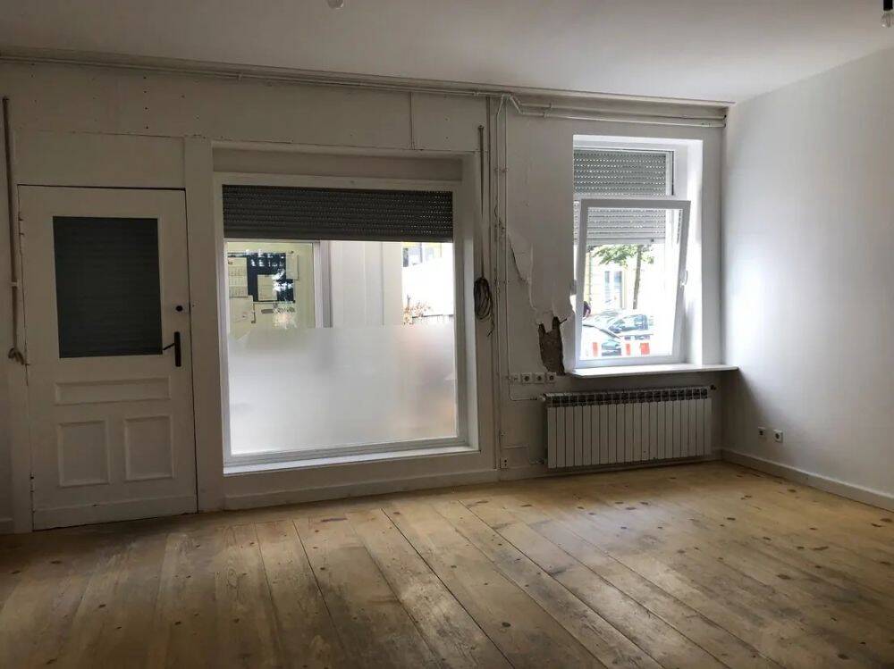 Bezugsfreie,großzügige 3-Zimmer-Wohnung,potenziell teilbar in 2 Wohneinheiten mit 2 separaten Zugängen – 10317 Berlin – Vorschaubild 2