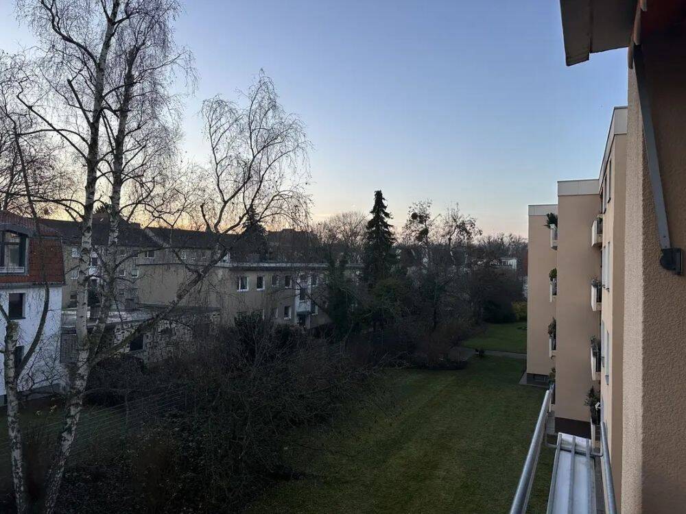 Frisch renovierte 3-Zimmer-Wohnung mit Balkon/Loggia & Tiefgarage in Berlin-Lankwitz – 12247 Berlin – Vorschaubild 3