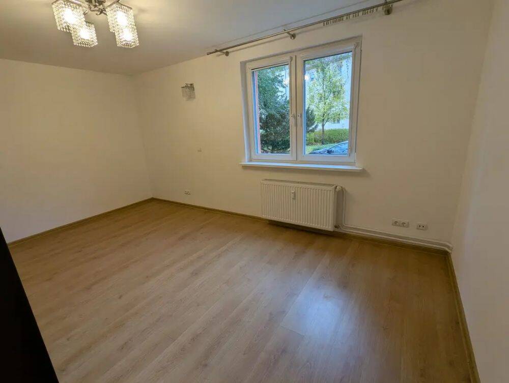 Helle, ruhige 3-Zimmer-Wohnung mit Balkon, Einbauküche und eigenem Stellplatz – bezugsfrei in Reinickendorf – 13407 Berlin – Vorschaubild 6