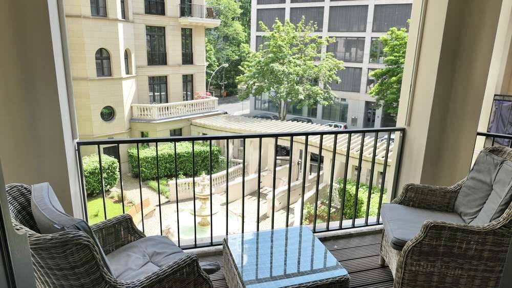 Neuwertige 4-Zimmer-Luxus-Wohnung, Exklusive Designerwohnung, barrierefrei, bezugsfrei, am Spittelmarkt – 10179 Berlin – Vorschaubild 8