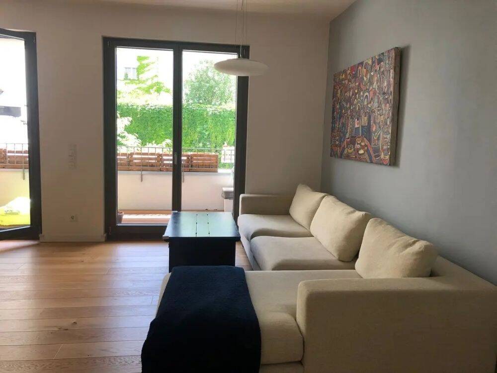Lichtdurchflutete 4-Zimmer-Wohnung mit Balkon und Loggia im Herzen vom Prenzlauer Berg – 10407 Berlin – Vorschaubild 3
