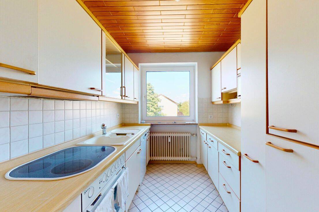 ** Äußerst attraktive 4ZKB Eigentumswohnung mit durchdachtem Grundriss und Balkon in City Lage ** – 85053 Ingolstadt – Vorschaubild 4