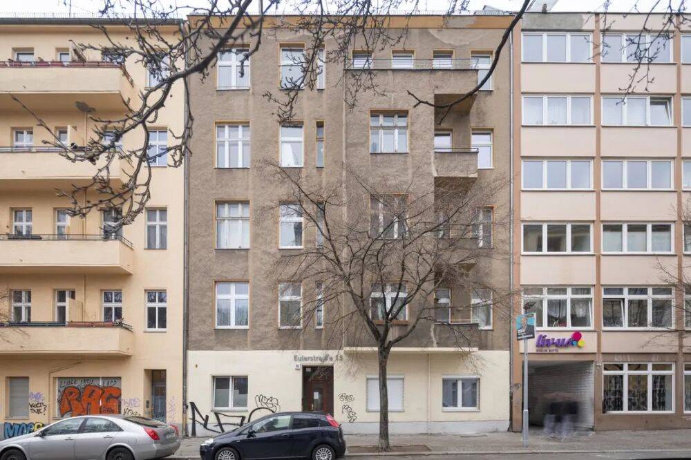 Sanierte 2-Zimmer-Wohnung in einem schönen Berliner-Altbau, neue Ausstattungen, neue Einbauküche, voll möbliert – 13357 Berlin – Vorschaubild 4