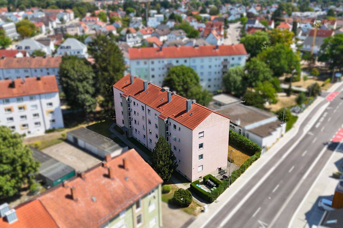 ** Äußerst attraktive 4ZKB Eigentumswohnung mit durchdachtem Grundriss und Balkon in City Lage ** – 85053 Ingolstadt – Vorschaubild 9