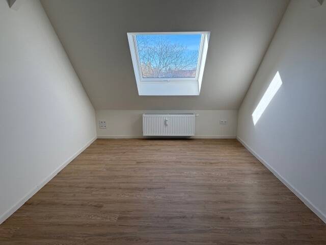 Neue 4-Zimmer-Neubau-Dachgeschoss-Wohnung mit Dachterrasse in Berlin-Reinickendorf, Erstbezug – 13409 Berlin – Vorschaubild 12