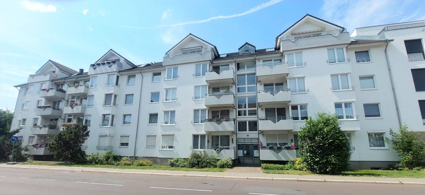 Charmante 2-Zimmer-Wohnung mit Tiefgaragenplatz im Wert von 15.000 € in Magdeburg-Sudenburg