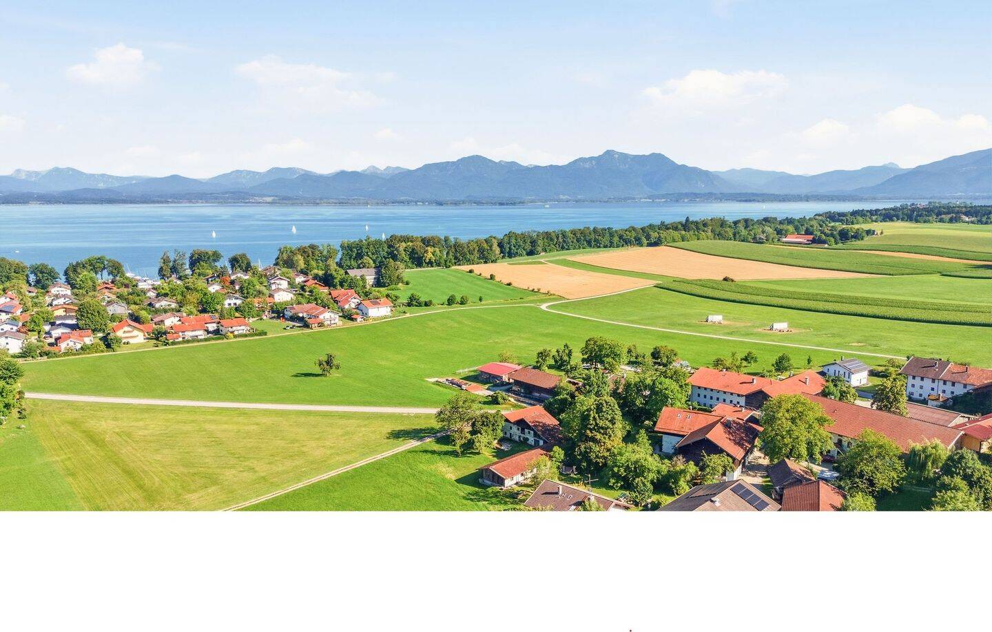 Das Schmiedgütl Denkmalanwesen am Chiemsee mit außergewöhnlichem Entwicklungspotenzial, 83257 Gstadt a. Chiemsee (Gstadt)
