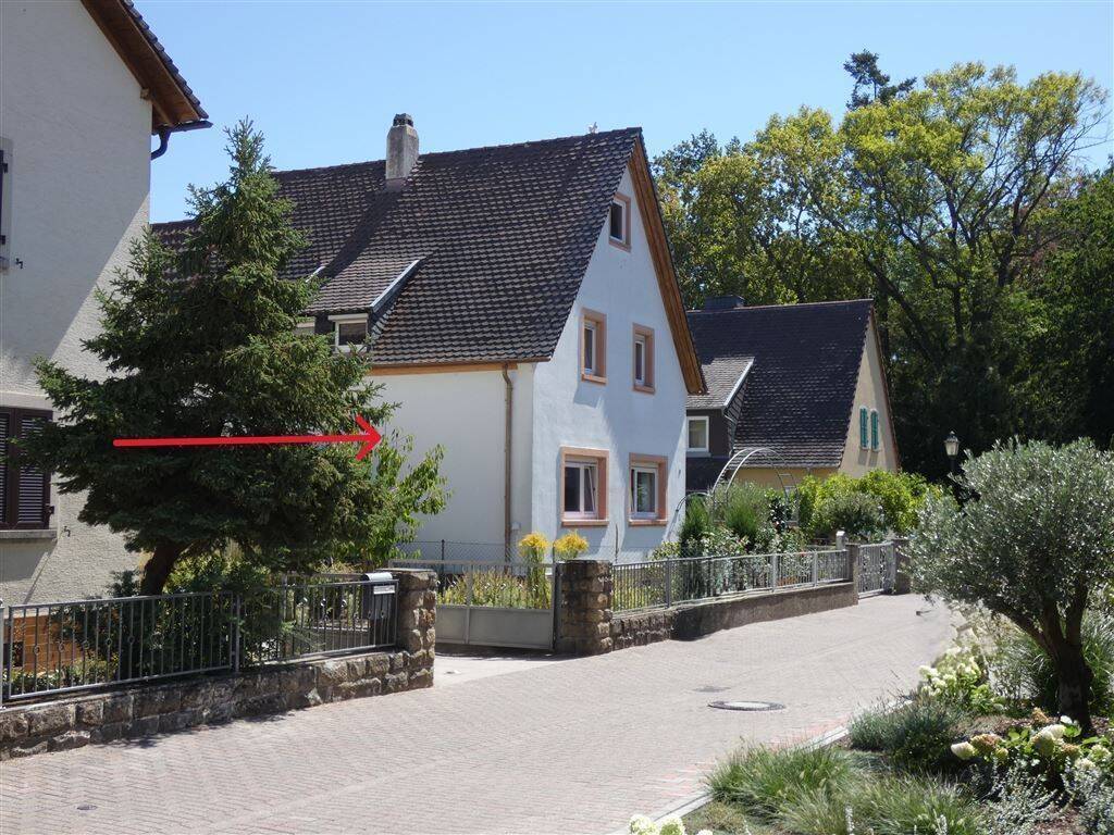 TOP – Einfamilienhaus in exzellenter Lage in Deidesheim, 67146 Deidesheim