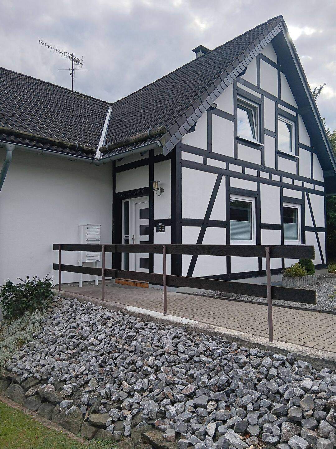Eigentumswohnung im EG (Untergeschoss) mit Terrasse und Gartennutzung, 59929 Brilon