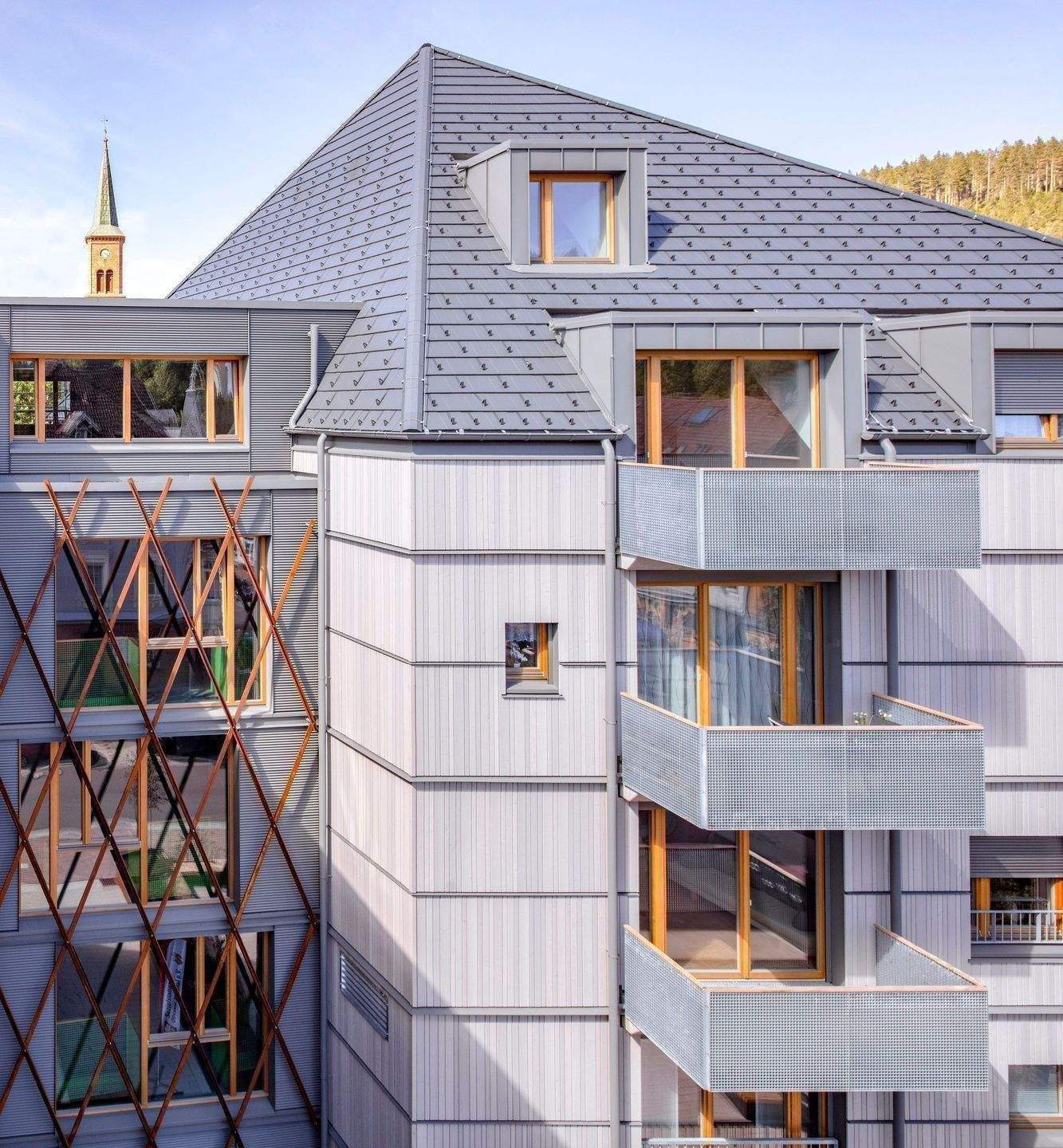 Lichtdurchflutetes 1 Zimmer Studio in Genossenschaftshaus in Furtwangen, traumhafte Dachterrasse mit Ausblick – Wohnung 21, 78120 Furtwangen im Schwarzwald