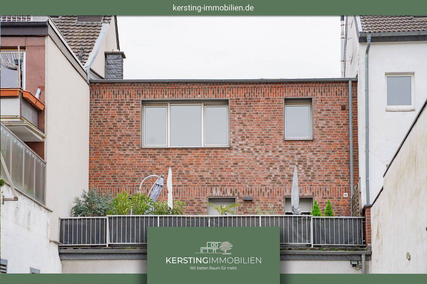 Frisch renovierte 4-Zimmer-Dachgeschosswohnung (69 m²) in Uerdingens Fußgängerzone, 47829 Krefeld (Gartenstadt Uerdingen)