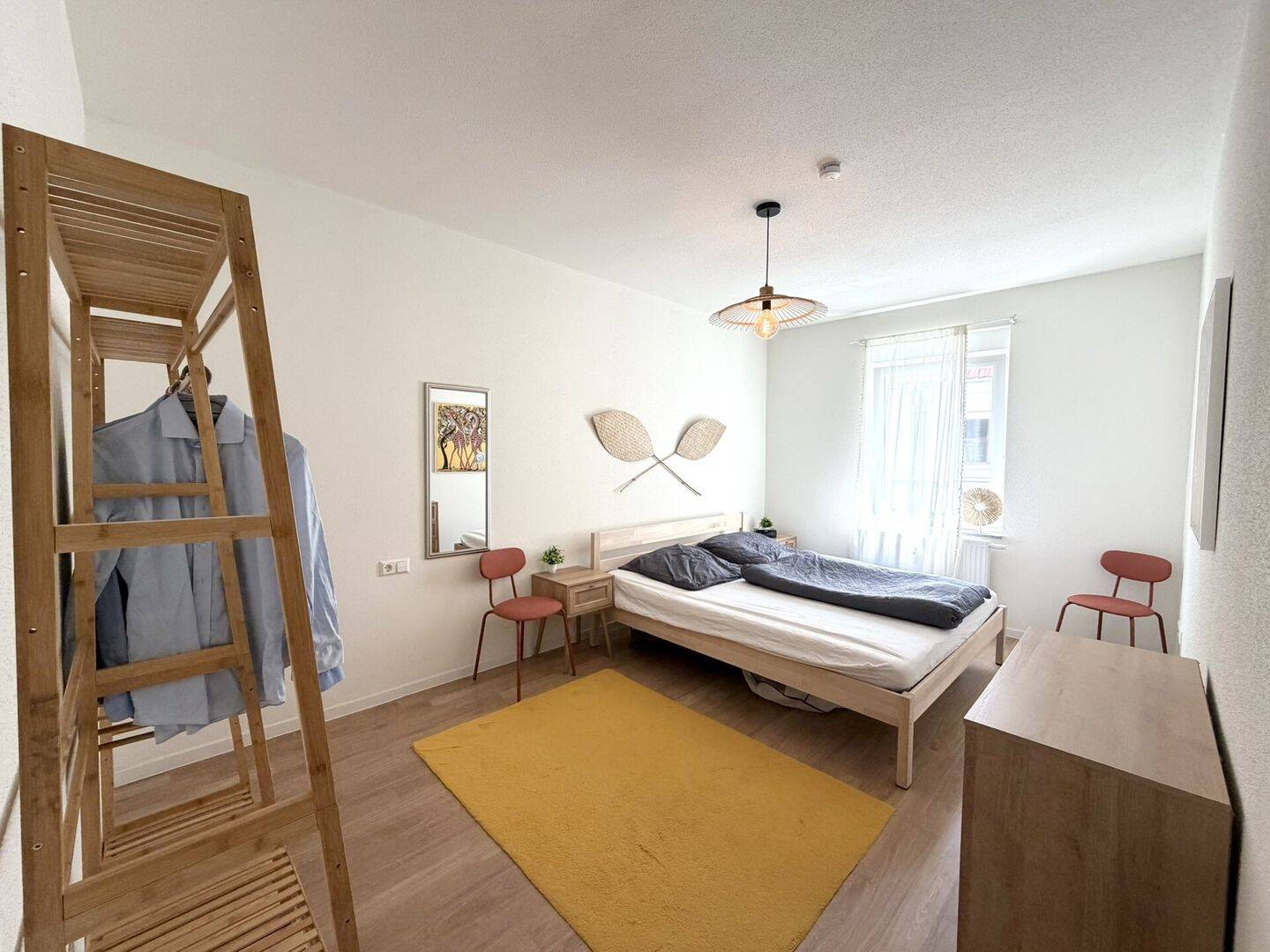Hochwertig möblierte und modernisierte 3-Zimmer-Wohnung mit Balkon, 73733 Esslingen am Neckar