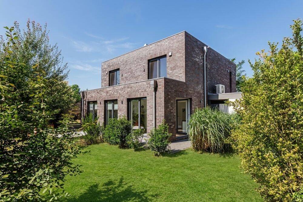 Exklusives Traumhaus für Ihre Familie!, 21382 Brietlingen