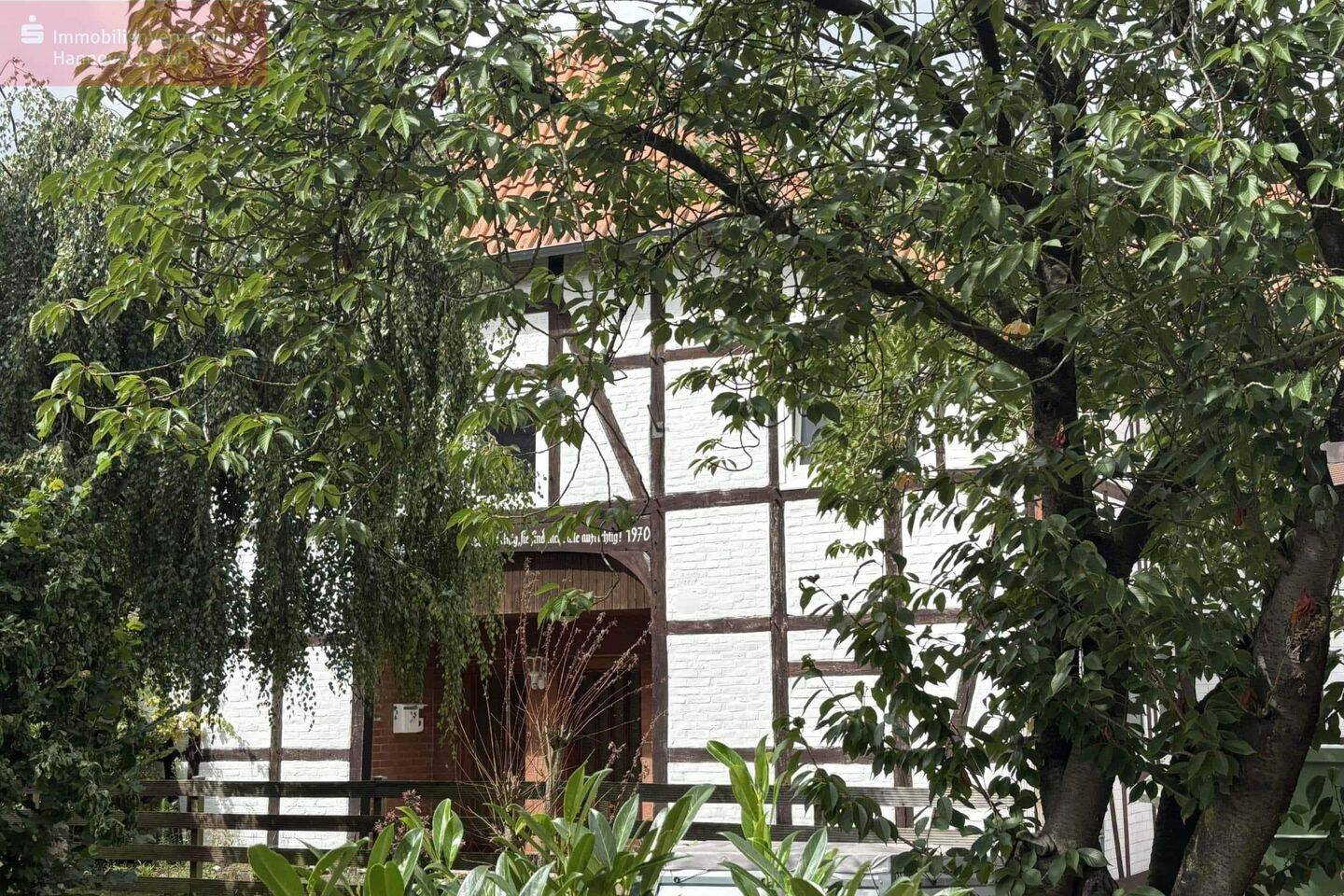 Großzügiges Wohnen mit Mieteinnahmen, 31311 Uetze