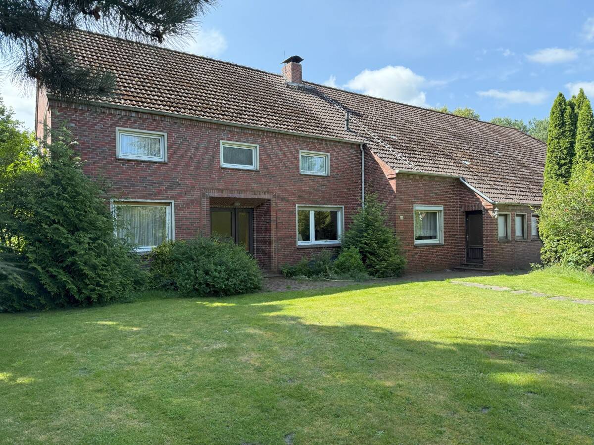 Aurich-Plaggenburg, vielfältig nutzbarer Resthof mit Weideland! *Provisionsfrei*, 26607 Aurich