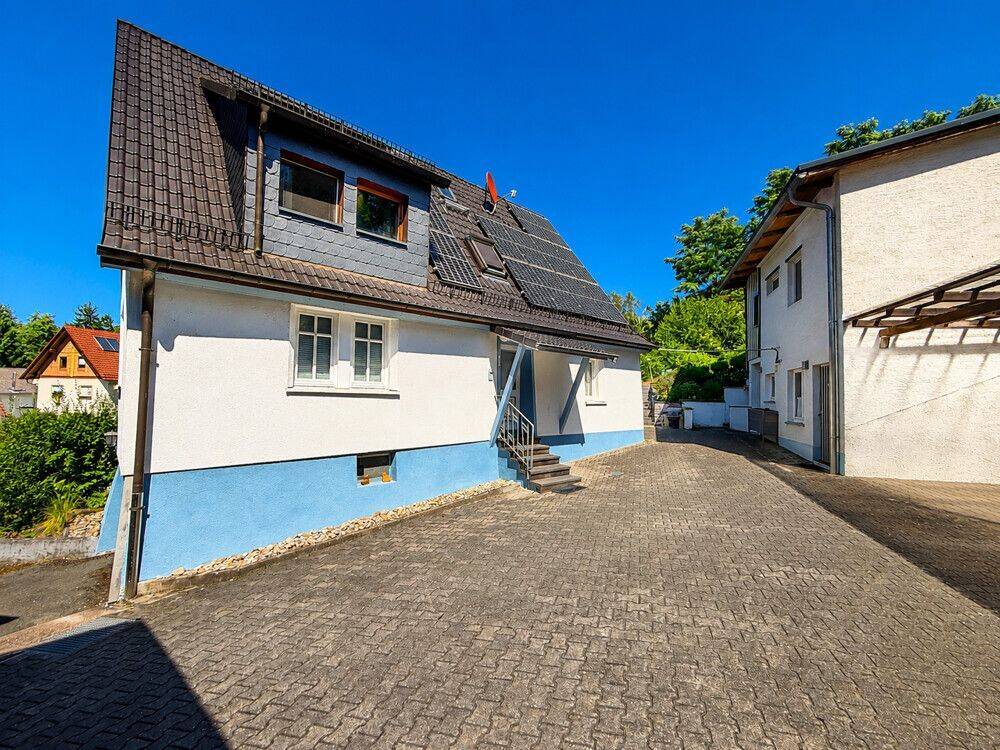 Großzügiges Wohnensemble mit separatem Nebengebäude – Bensheim-OT, 64625 Bensheim