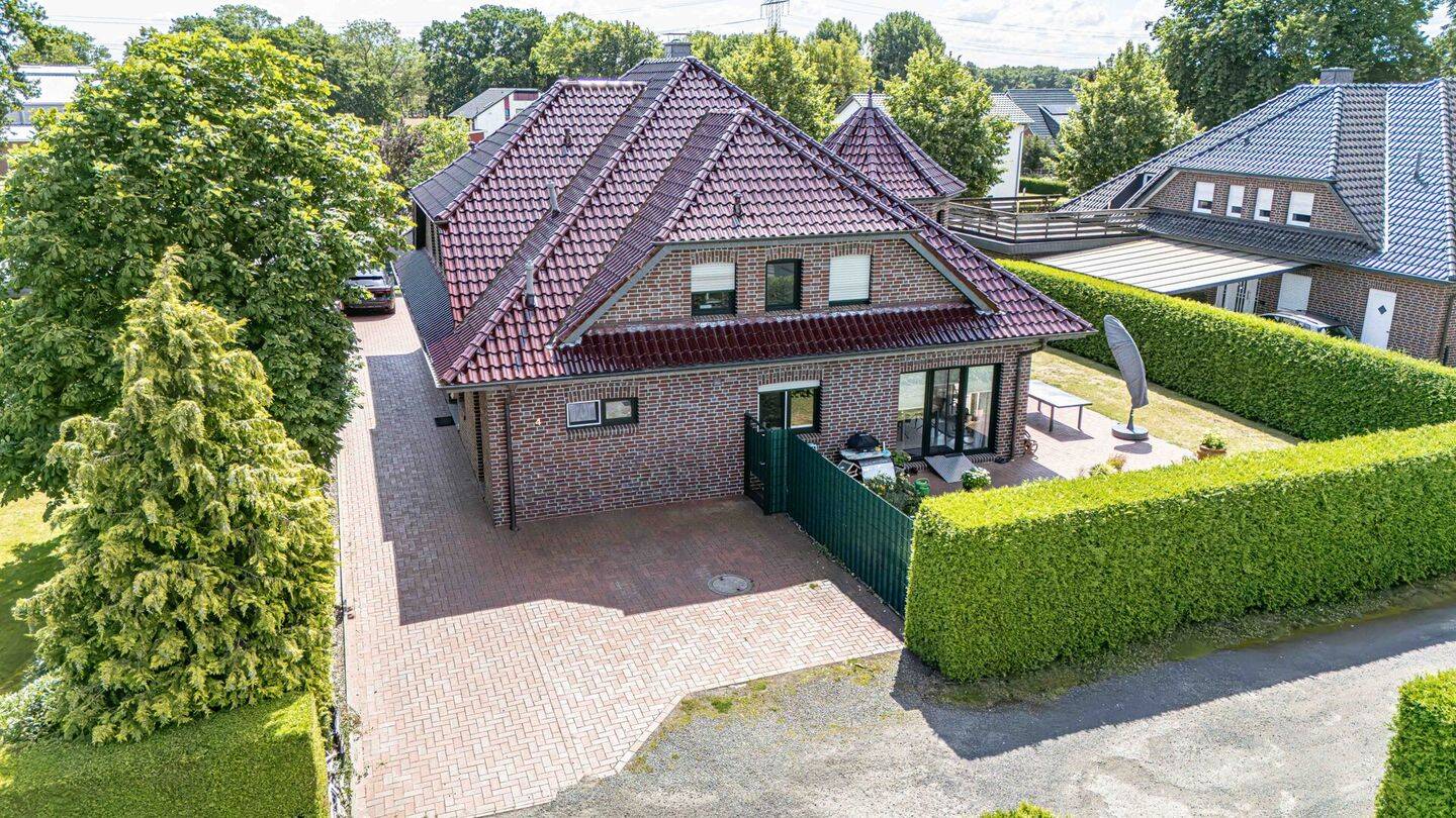 Stilvolle Maisonettewohnung mit hochwertiger Ausstattung und viel Wohnkomfort, 27777 Ganderkesee